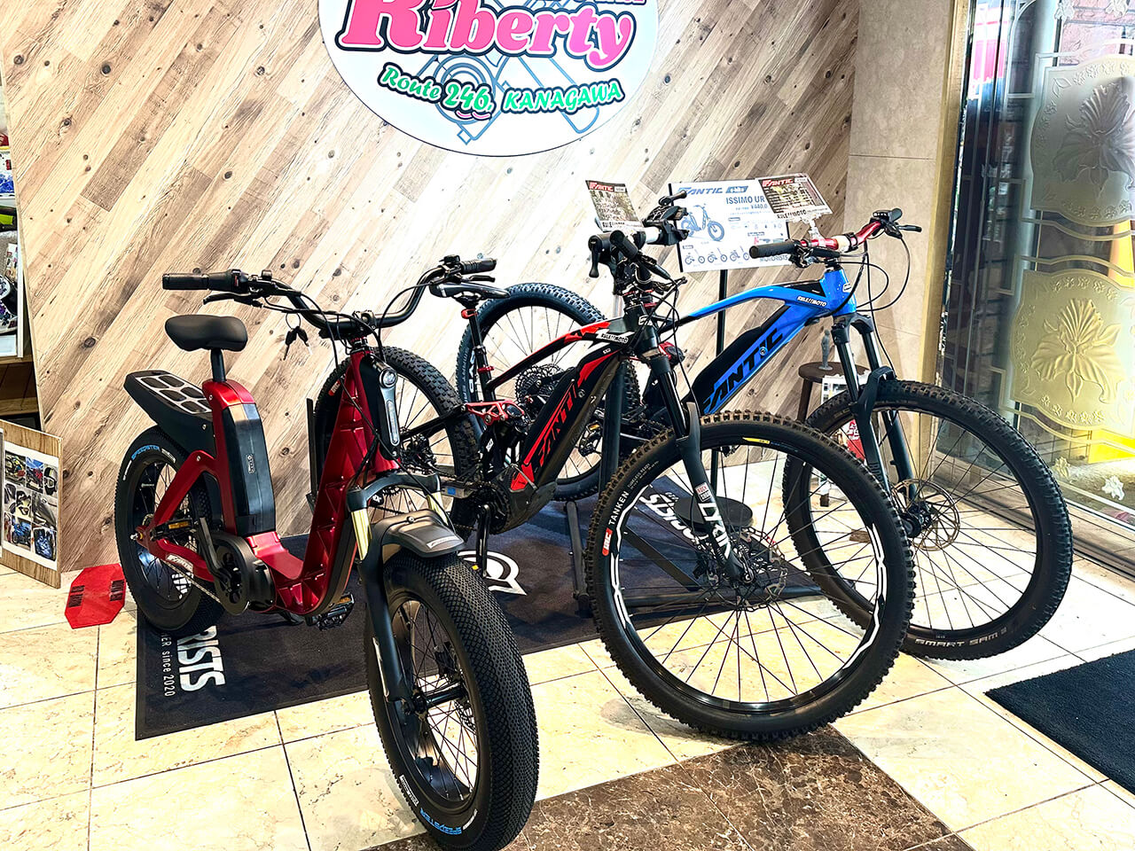 ライダーズカフェでバイクが買える!! モータリスト×リバティで、新しい
