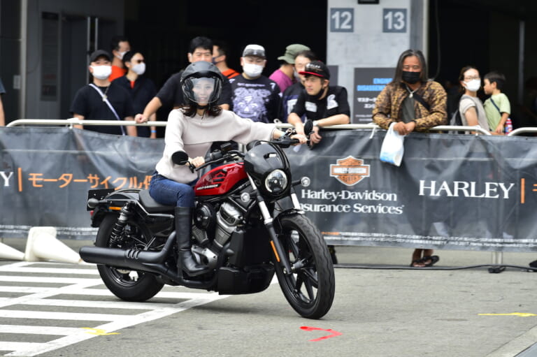 増加傾向にある女性ライダー|ハーレーに乗るため、大型二輪免許を取得したという声も聞く。|夜道雪さんら“バイク女子”はキュートなだけじゃない! バズる理由をイベントで目の当たりに!!