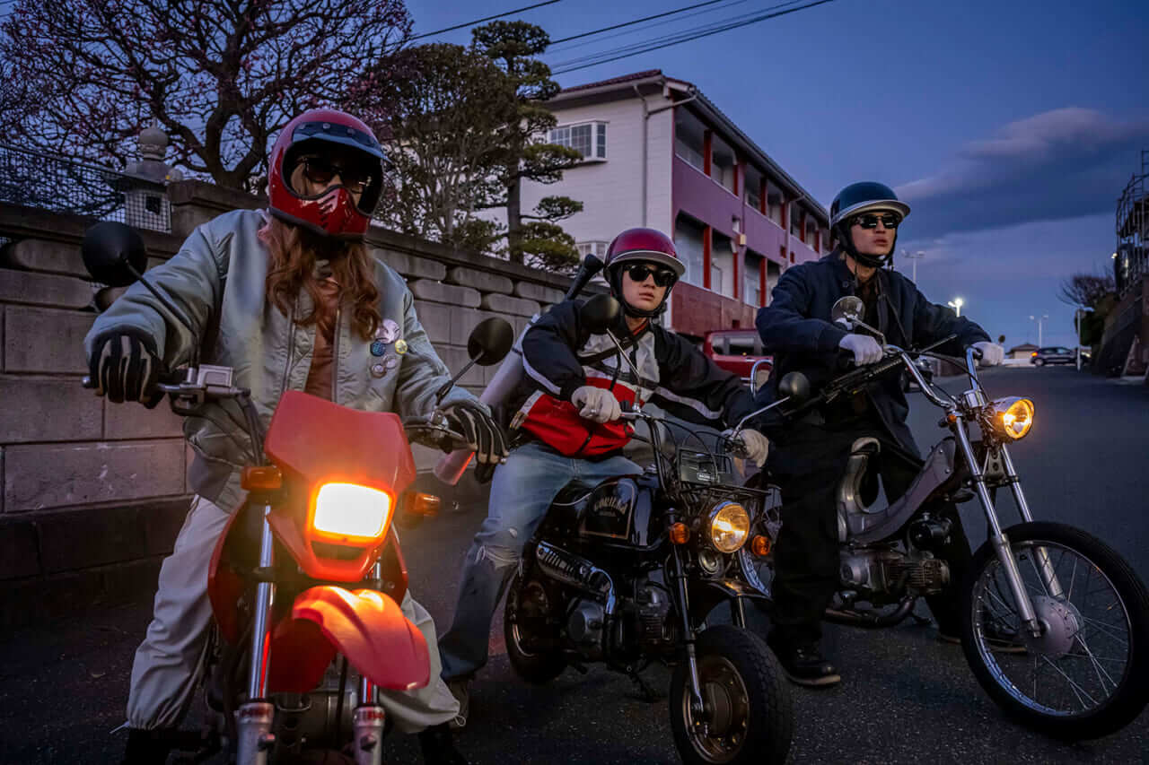 ｜木戸大聖主演で7/7公開! バイク乗りが口裂け女と戦うホラー映画「先生! 口裂け女です!」の魅力とは!?【バイク好き映画監督が自ら語る】