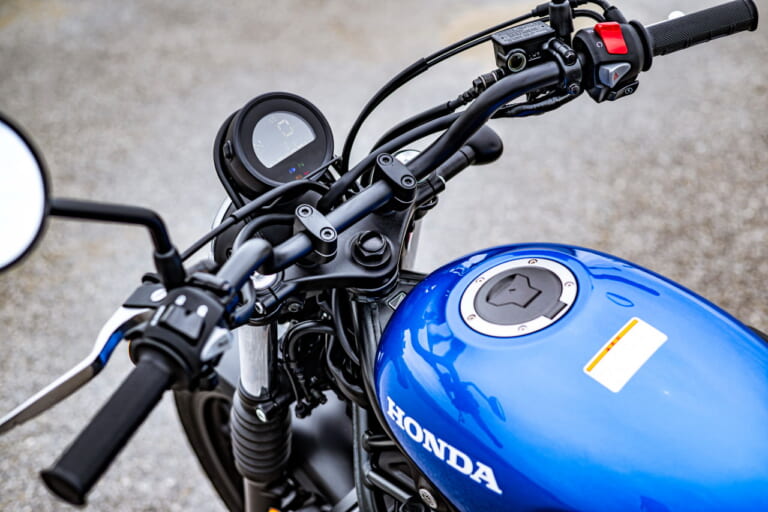 ホンダ|CL500|2023年モデル|ホンダ「CL500」に乗った! CL250よりも意外なマニアックさを見せるストリートスクランブラー【試乗インプレ】