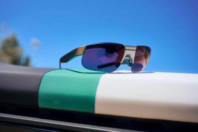 BMW Motorrad ConnectedRide Smartglasses|スカウター超えの未来キタ!! BMWがスマートグラスを発表、ナビや速度をリアルタイムで視界に投影する!