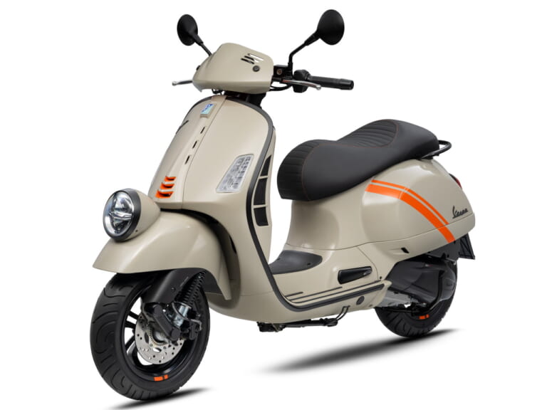 VESPA GTV|スポーティなベスパ「GTV」新型登場! ベスパ史上最強エンジンを搭載