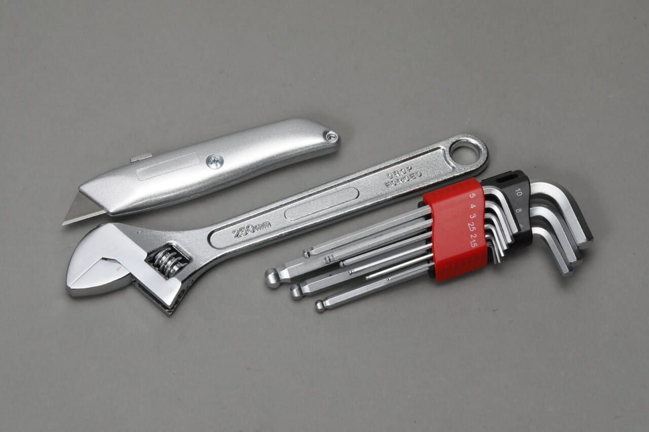 写真] Straight-Tools-00 │ 工具と工具箱を別々に購入するユニークな