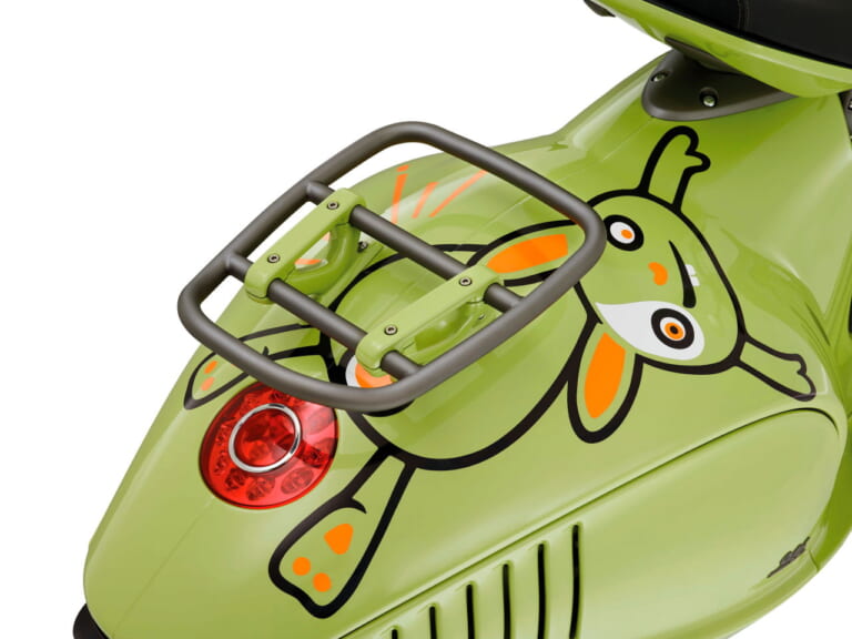 Vespa 946 10° Anniversario|限定7台、うさぎベスパ! ベスパが限定モデル「946 10° アニベルサリオ」の受注を開始