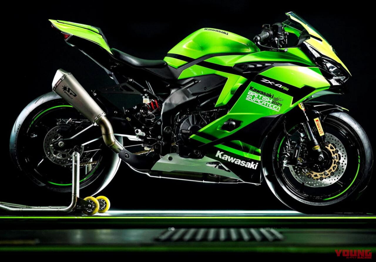 カワサキUK|ニンジャZX-4RR|スーパーティーン仕様|カワサキ Ninja ZX-4RRで勝利すると「Ninja ZX-6R」がもらえる!! 英国で『スーパーティーン』レース開催、いっぽう日本では