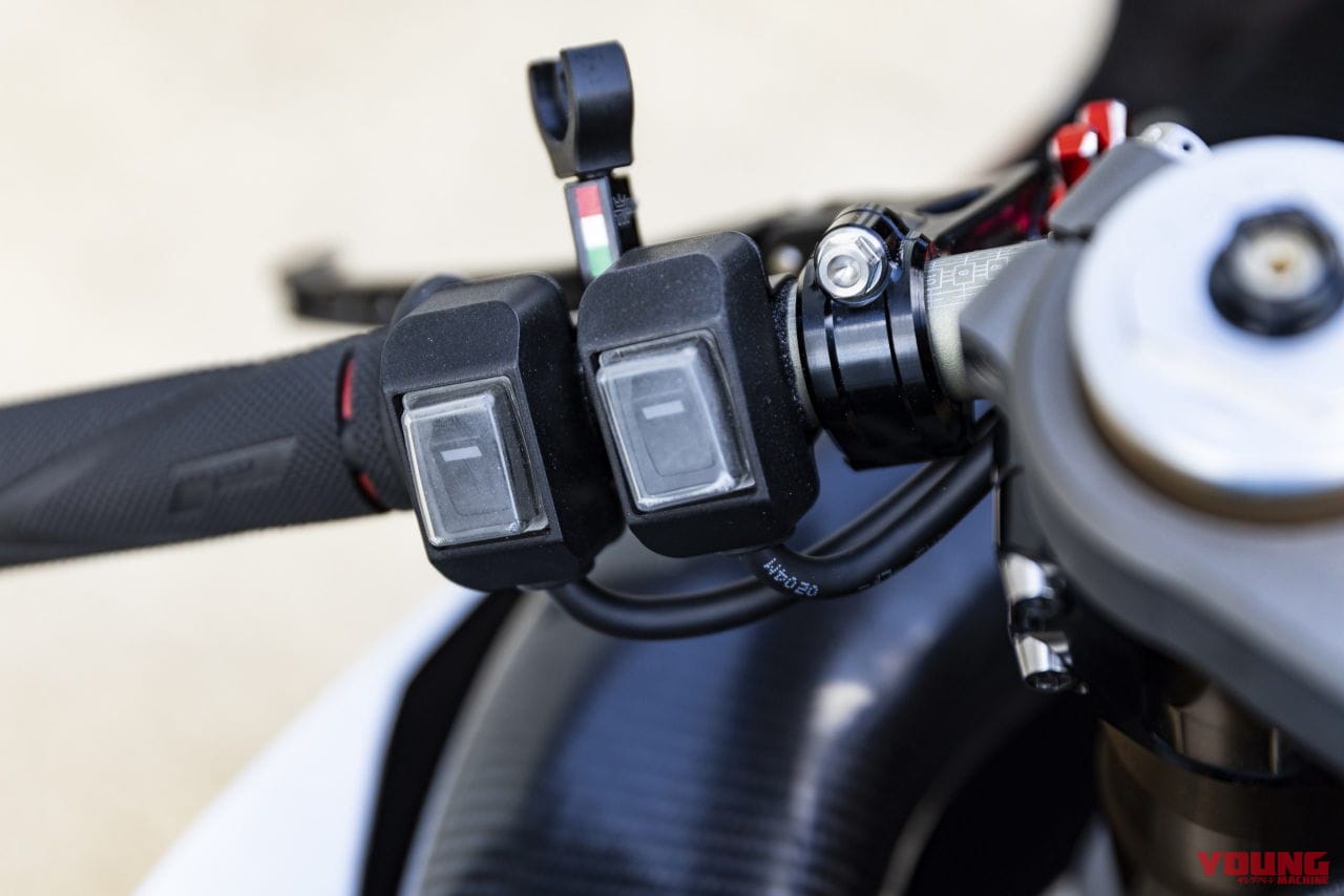 |初代GSX-R1000でクラシックレースに出走だって?! 欧州耐久カップが22年前のバイクにレギュレーション開放