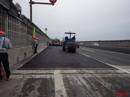 NEXCO西日本|床版補修で快適に! E25西名阪自動車道松原JCT~柏原IC(上下線)で工事による車線規制を7/31から実施