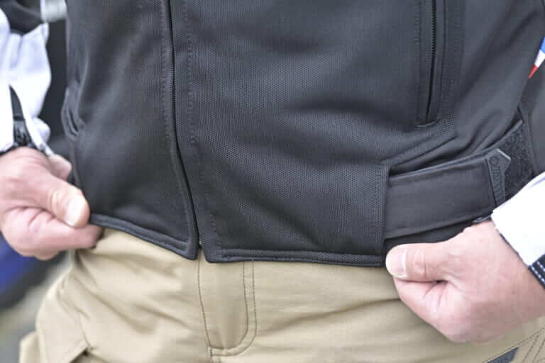 エルフ スポルトメッシュジャケット|真夏を乗り切るフルメッシュ試用レポート【エルフ スポルトメッシュジャケット】ハードな質感でタフに走れる