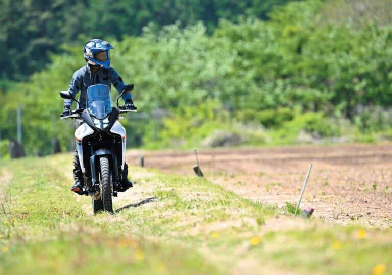 HONDA XL750 TRANSALP|目指せアルプス! ホンダ XL750トランザルプ試乗インプレッション【ロード能力はアニキ超え?!】