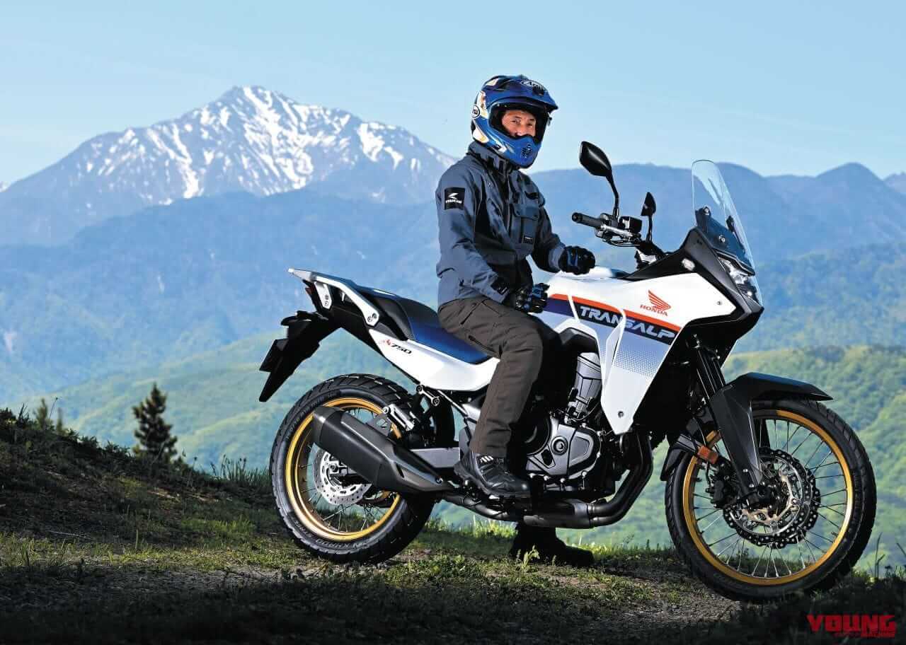 HONDA XL750 TRANSALP|当初は”CRF750″だった!? ホンダ XL750トランザルプ 開発者インタビュー&車体解説【エンジンも車体もオールニュー】