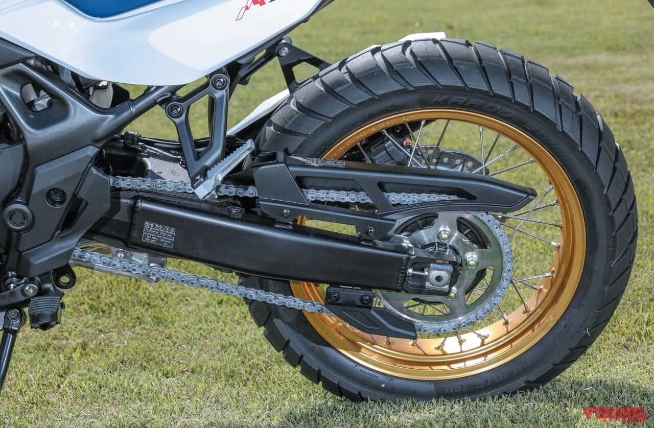 |当初は”CRF750″だった!? ホンダ XL750トランザルプ 開発者インタビュー&車体解説【エンジンも車体もオールニュー】