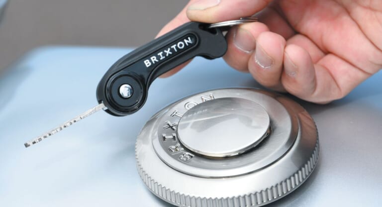 BRIXTON Crossfire500|英国風ネオクラ国内上陸! 注目のニューフェイスダブル試乗【クロスファイア500/クロムウェル1200】