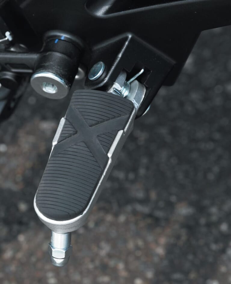 BRIXTON Crossfire500|英国風ネオクラ国内上陸! 注目のニューフェイスダブル試乗【クロスファイア500/クロムウェル1200】