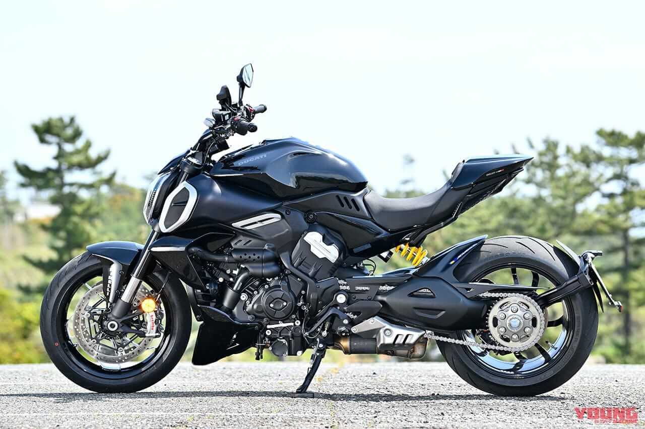 ドゥカティ ディアベルV4|ドゥカティ ディアベルV4【試乗ショートインプレ】逆回転クランクの軽快感が際立つ