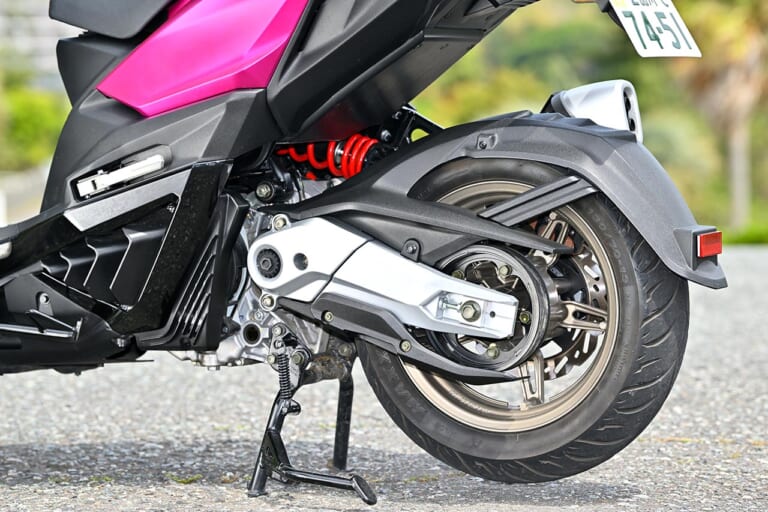 キムコKRV180TCS|エンジン|絶妙な排気量180ccの軽快スクーター【キムコKRV180TCS】試乗ショートインプレッション