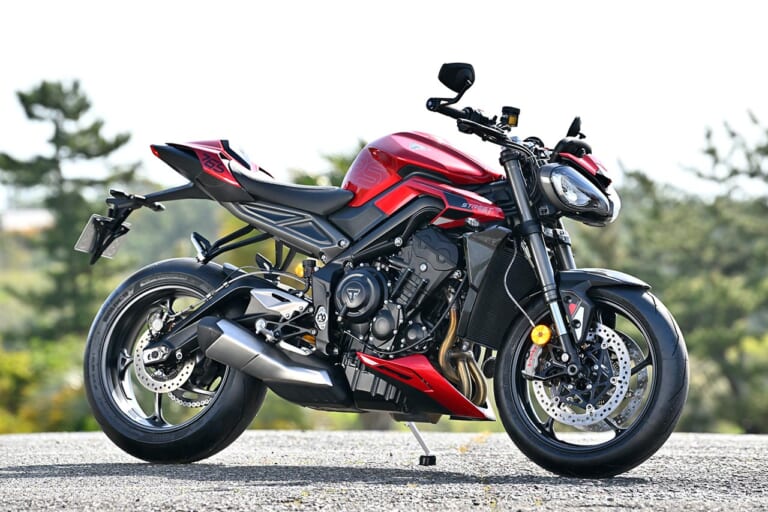 トライアンフ ストリートトリプル765RS|年々パワフルさが増すストリートトリプル【トライアンフ ストリートトリプル765RS】試乗ショートインプレッション