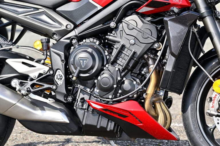 トライアンフ ストリートトリプル765RS|エンジン|年々パワフルさが増すストリートトリプル【トライアンフ ストリートトリプル765RS】試乗ショートインプレッション