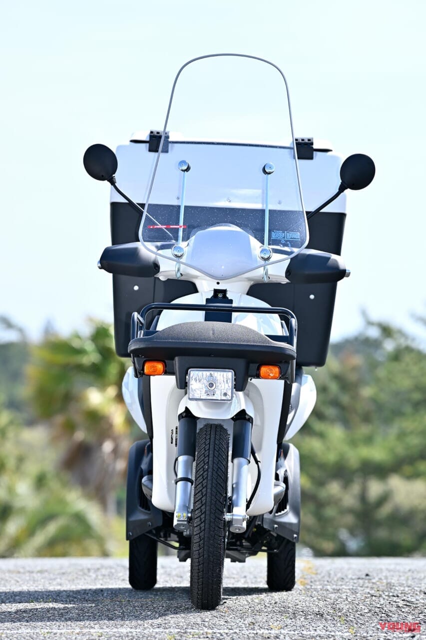 |大人も入れる巨大リヤボックスを標準搭載!?【ピアッジオ マイムーバー】試乗ショートインプレ