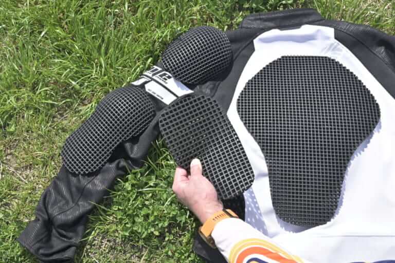 フラッグシップ カルフォードジャケット|日本の酷暑はストレッチメッシュで乗り切れ! フラッグシップ 新作カルフォードジャケット試用レポート