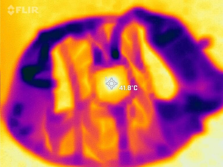 ワークマン ペルチェベスト|ワークマンの”冷暖房 着るエアコン”の効果をサーモグラフィで検証! どれくらい冷える/温まる?