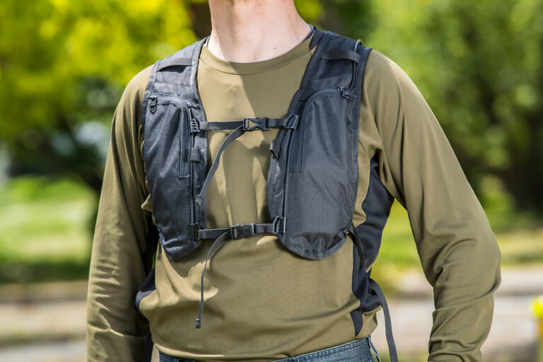 ワークマン アイスマン水冷服|【ワークマンで暑さ対策】上半身を冷水が駆け巡る”アイスマン水冷服”どれくらい冷える? サーモグラフィー検証