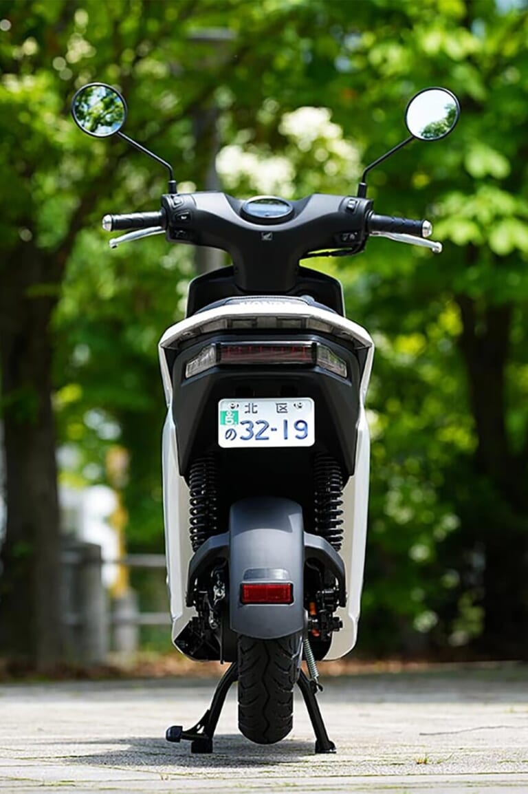 ホンダEM1e:|ホンダの電動バイク「EM1 e:」を公道で乗り回してみた! バッテリーはどれくらい持つ?【イーコン/STDモード切替でぜんぜん違う!】