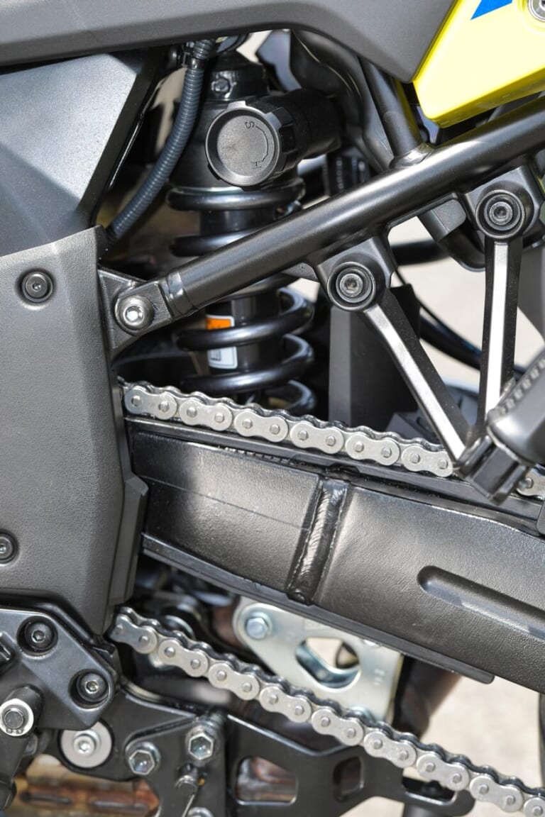スズキVストローム1050DE 足まわり|スズキVストローム1050DE試乗インプレッション【怪鳥復活! 林道もイケる】