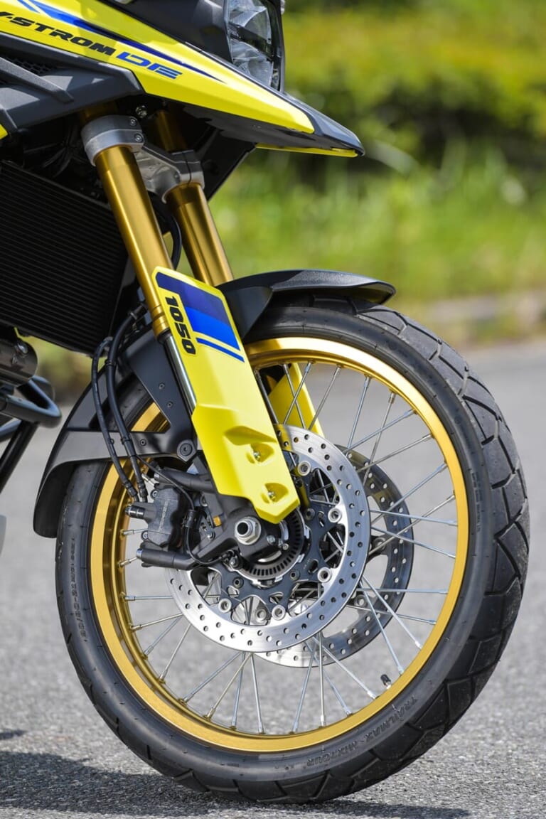 スズキVストローム1050DE 足まわり|スズキVストローム1050DE試乗インプレッション【怪鳥復活! 林道もイケる】