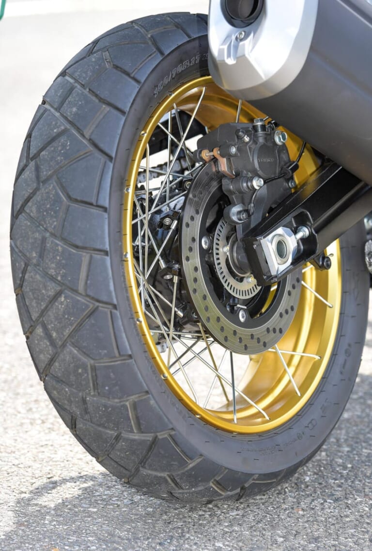 スズキVストローム1050DE 足まわり|スズキVストローム1050DE試乗インプレッション【怪鳥復活! 林道もイケる】