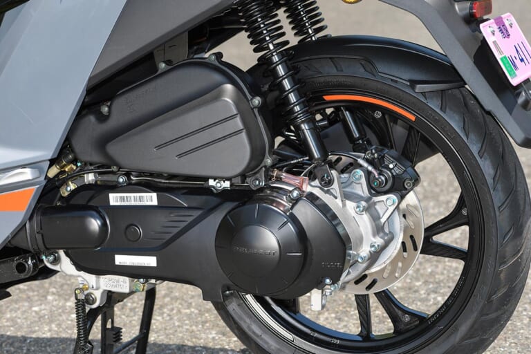 プジョー ツイート125GT|エンジン|欧州の実用原付二種スクーター! プジョー ツイート125GT試乗インプレッション【段差をいなす華麗な大径車】