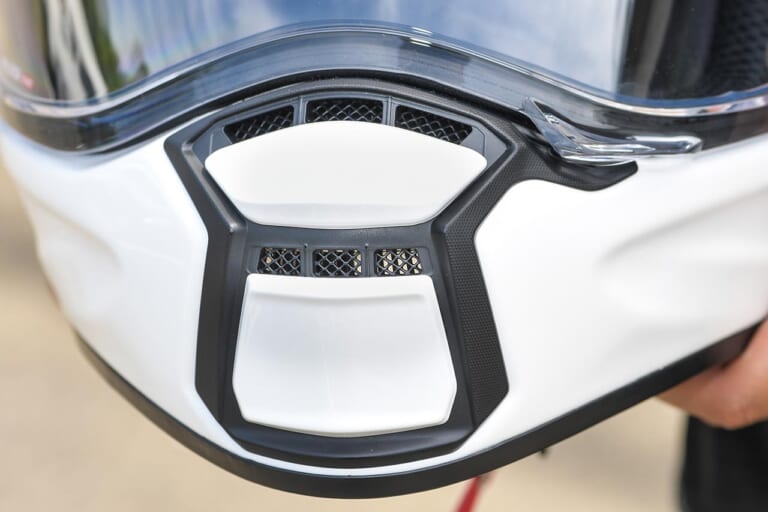 Kabuto ジオシス|Kabutoの新作! クロスオーバーヘルメット”ジオシス” 試用インプレッション【この安定感と静穏性は新鮮】