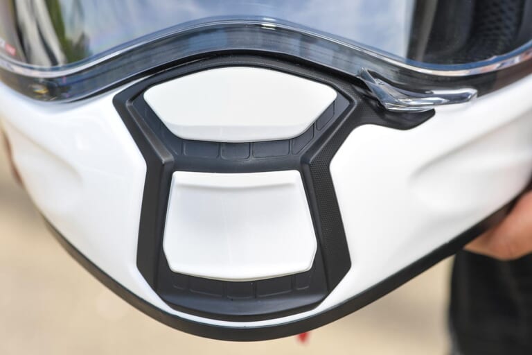 Kabuto ジオシス|Kabutoの新作! クロスオーバーヘルメット”ジオシス” 試用インプレッション【この安定感と静穏性は新鮮】