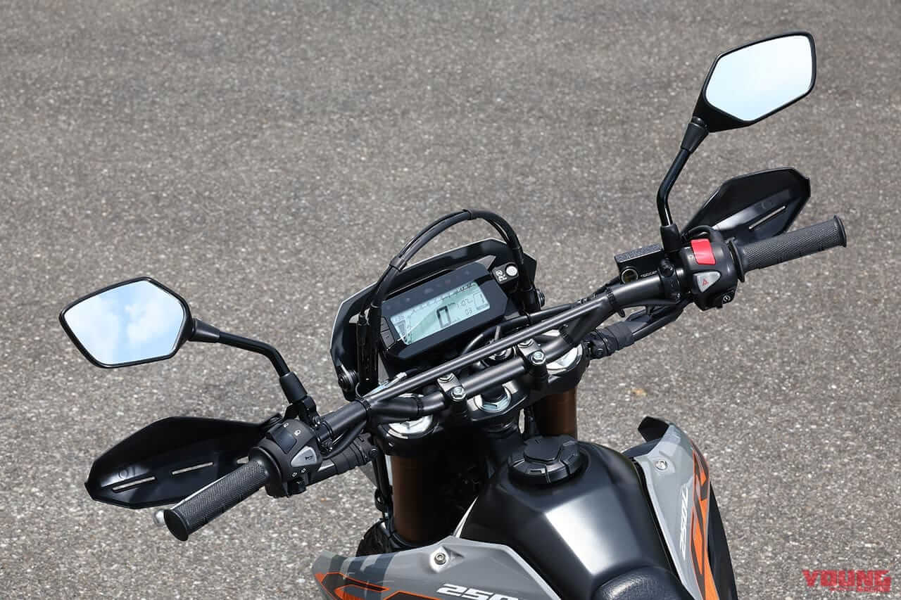 ホンダCRF250L|コックピット|ホンダCRF250L試乗インプレッション【CL登場で悪路走破性が際立つ!】