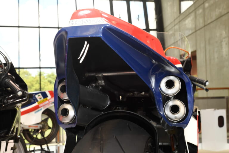 1984 NSR500(NV0A) フレディ・スペンサー|前代未聞の楕円ピストンから2ストロークへ! NR→NS→NSRへと進化した、1979~1984年のGP500レーサー|二輪世界グランプリ Garage Collection