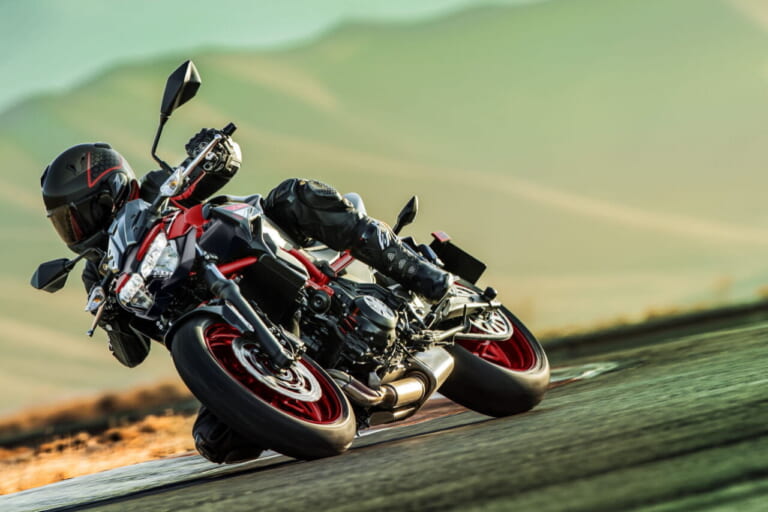 カワサキ|Z650|2024年モデル|カワサキ「Z650」2024年モデルは赤が推し! ツインエンジンのネイキッドスポーツにニューカラー登場