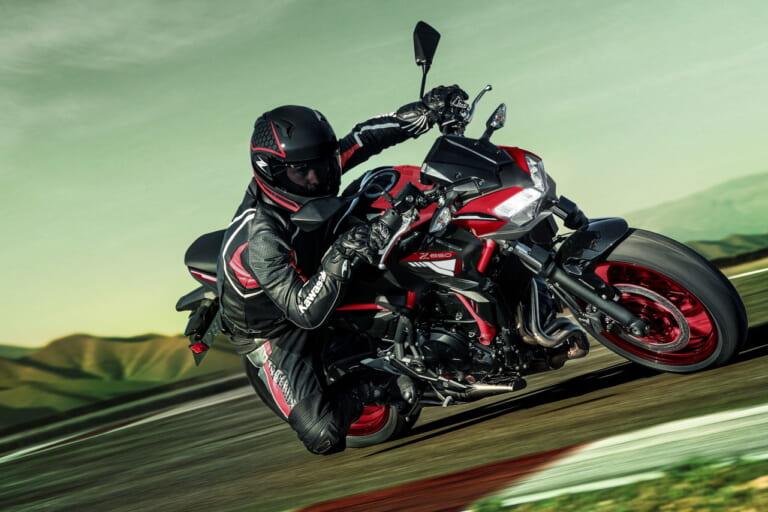 カワサキ|Z650|2024年モデル|カワサキ「Z650」2024年モデルは赤が推し! ツインエンジンのネイキッドスポーツにニューカラー登場