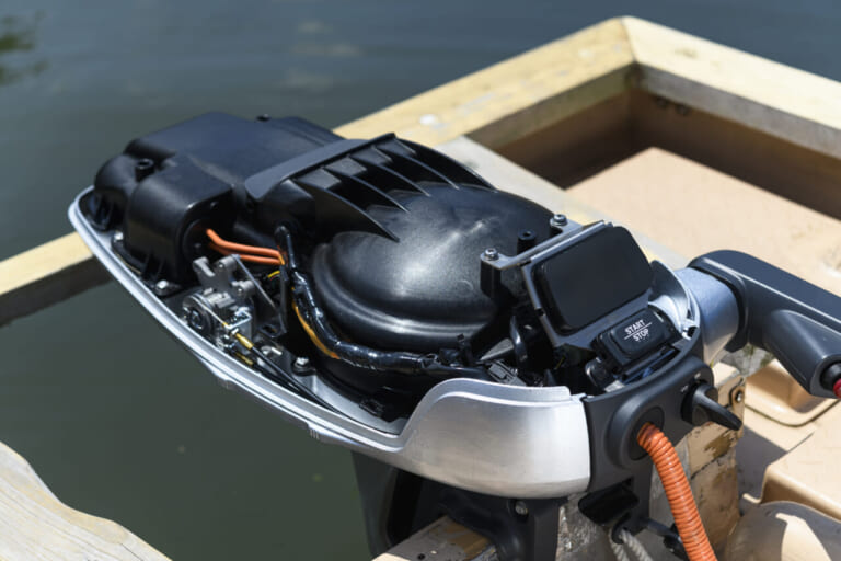 ホンダ|電動推進機|ジャイロe:|バイクの動力を小型船に活用ってマジか!!  ホンダの水上新戦略「電動推進機」に試乗してきた