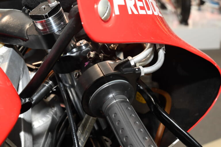 1984 NS500(NS2B) フレディ・スペンサー|前代未聞の楕円ピストンから2ストロークへ! NR→NS→NSRへと進化した、1979~1984年のGP500レーサー|二輪世界グランプリ Garage Collection