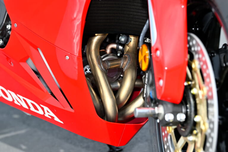 ホンダ|CBR600RR|2024年モデル|最新中古相場もわかる! 人気バイク歴代モデル図鑑:ホンダCBR600RR【クイックシフター標準装備の2024年モデル】