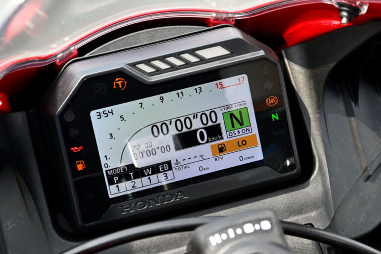 ホンダ|CBR600RR|2024年モデル|【9/29~10/1】新型「CBR600RR」も展示! ホンダが日本GPにブースを出展、中野真矢さんのレース解説やフルバンクRC213Vの体験コーナーも!