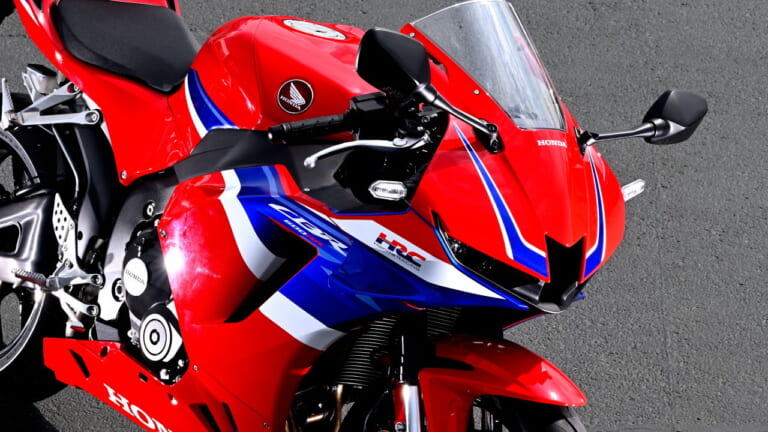 ホンダ新型「CBR600RR」が鈴鹿8耐に参上!! 空力デザインは変わらずエキゾーストパイプを刷新、正式デビューは2024年か