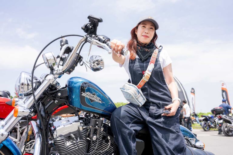 スポーツスターに乗るハーレー女子丨BLUE SKY MEETING in TOMAKOMAI, HOKKAIDO