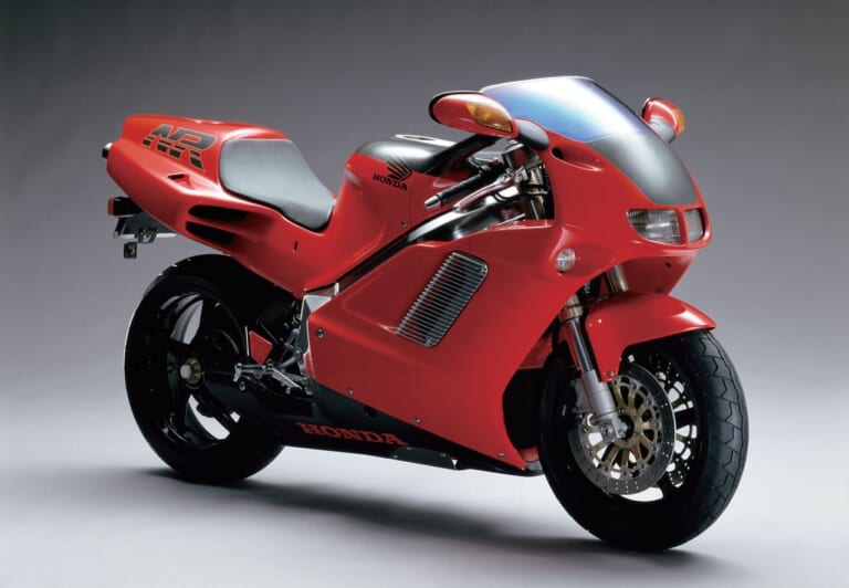 HONDA NR|衝撃の楕円ピストンにロータリーetc…厳選?! 個性派バイクアルバム【エンジン編】