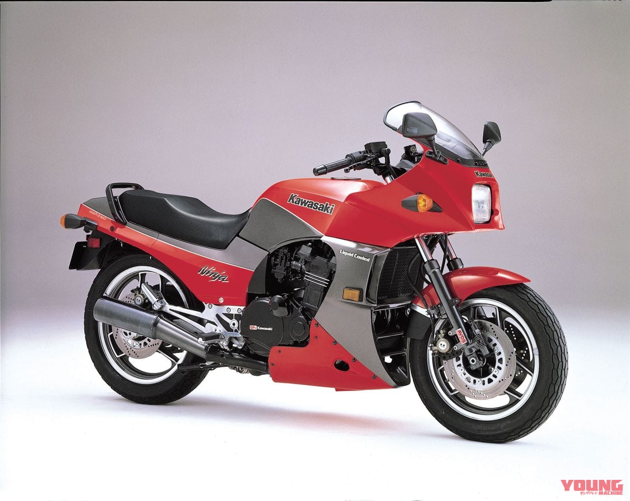 KAWASAKI GPZ900R|衝撃の楕円ピストンにロータリーetc…厳選?! 個性派バイクアルバム【エンジン編】