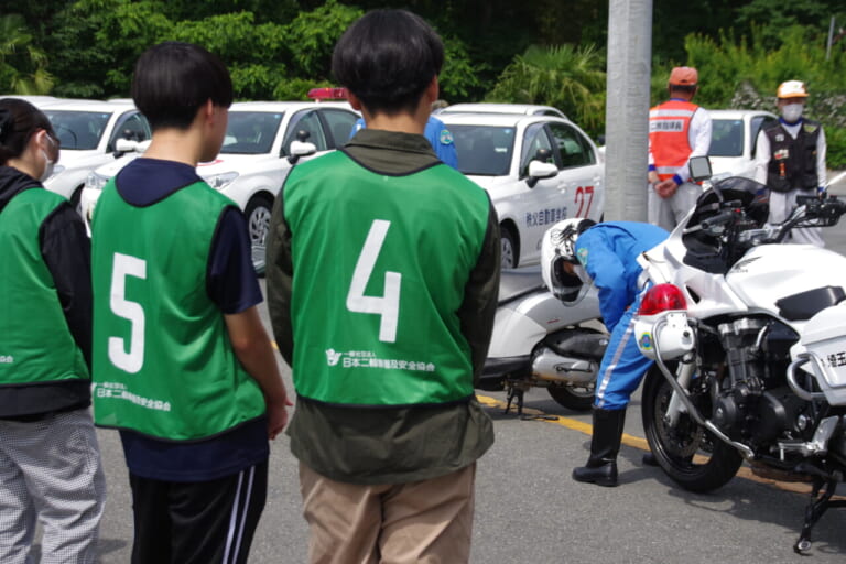 高校生の自動二輪車等の交通安全講習|【埼玉県】高校生の交通安全講習 ’23年は電動キックボードも題材に