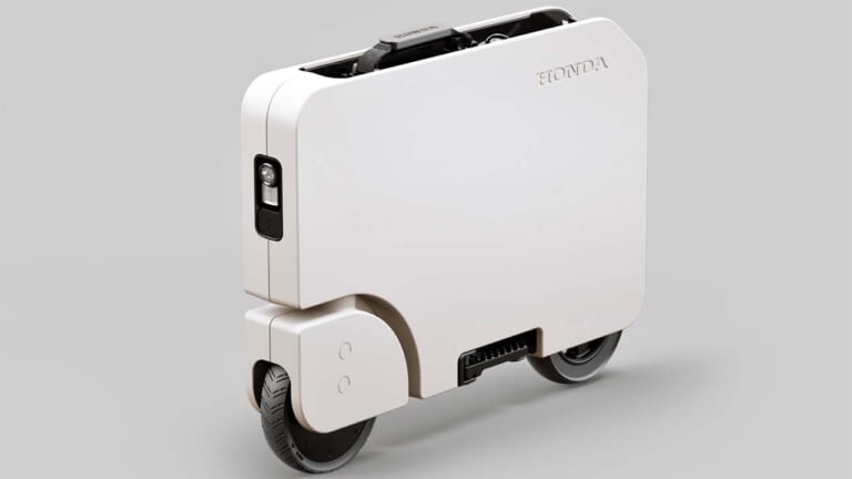 ホンダ|モトコンパクト|北米仕様|ホンダ「モトコンパクト」登場! 箱型に折り畳めるカワイイ電動バイク、充電器も本体に収納可能【北米】