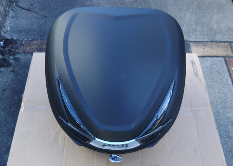 アヴェニスカスタム GIVI|愛車を便利にカスタム!【スズキ・アヴェニス125モニターレポート:その4】