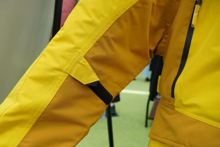 袖アジャスター|【速報 ワークマン’23-’24秋冬新作】ライダーの定番ジャケットが大幅スペックアップ! 純ダウンシュラフも新登場