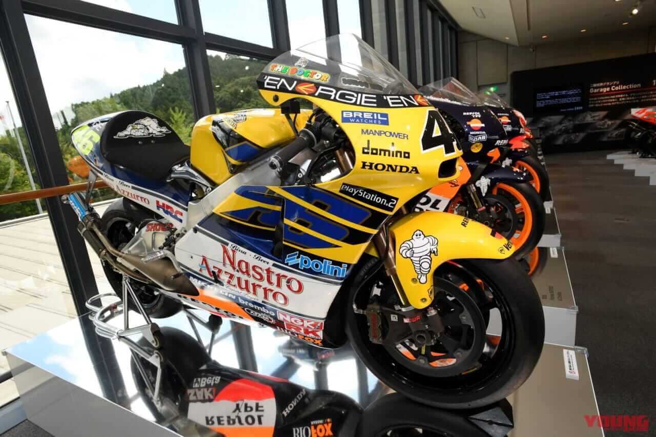 2001 NV4B バレンティーノ・ロッシ|18年で10回の王座を獲得した、ホンダ「NSR500」の変遷 “二輪世界グランプリ Garage Collection”