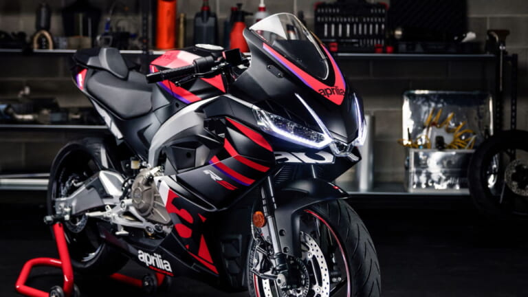 アプリリア新型「RS457」登場! 新開発2気筒エンジン、3段階のライディングモードを採用したミドルスポーツ